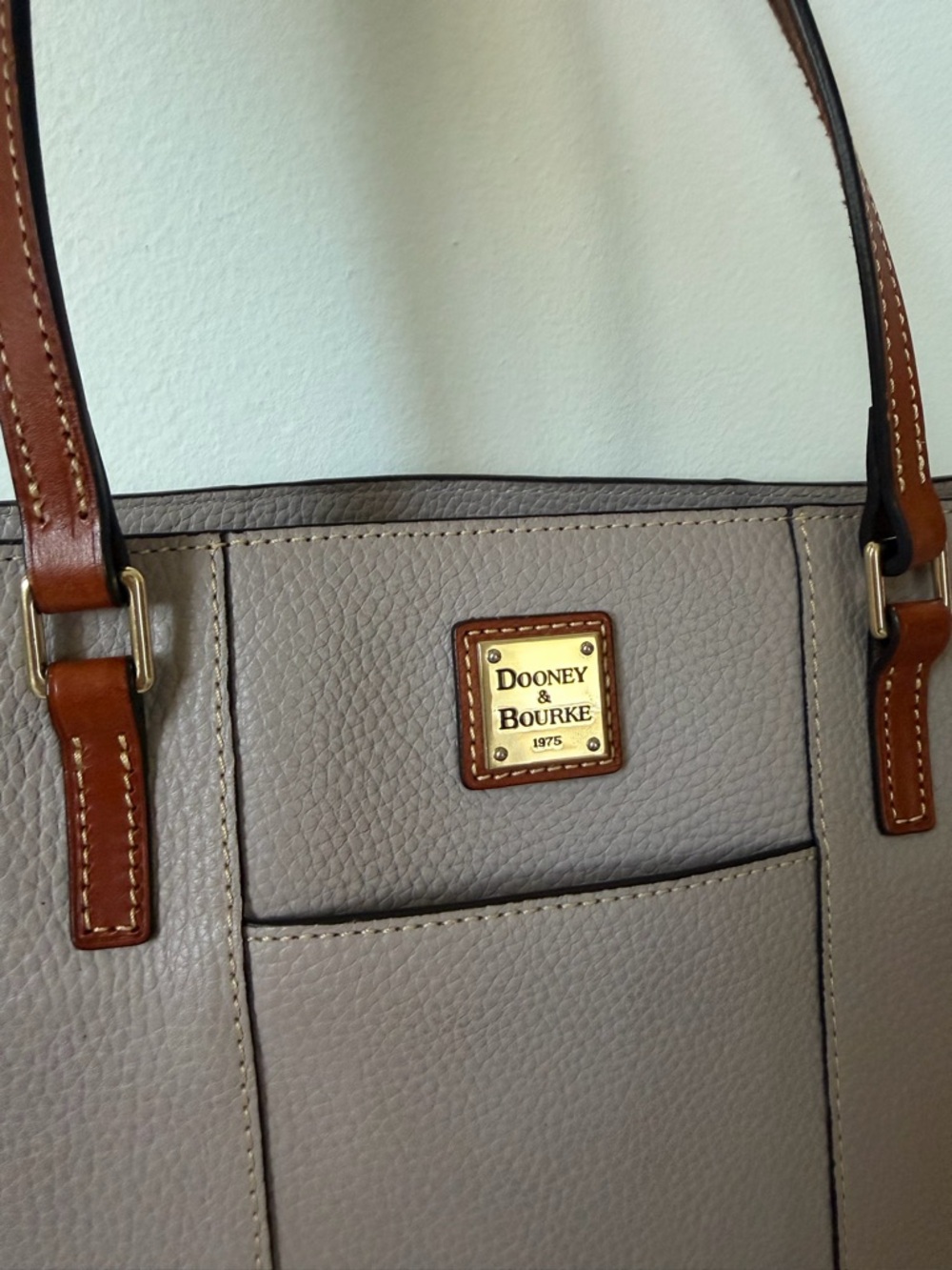 Dooney & Bourke Pebble Grain Leather Lexington Tote Bag Taupe Gray/Tan Shoulder - Picture 3 of 7
